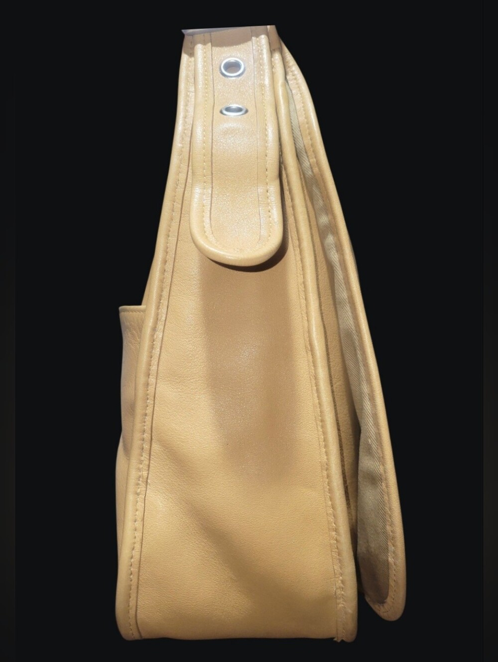 Coach Legacy Y2K Crescent Flap Hobo (Style #9718) 2002 Camel Color - Picture 3 of 10